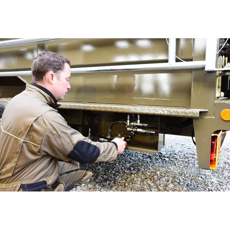 Bétaillère MERCURE 9,50 - Freinage Pneumatique - avec passage de roue - fond tôlé - Cosnet Agricole