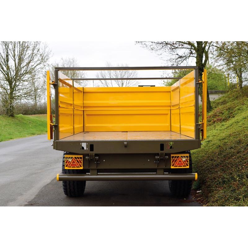 Benne à ridelles CERES 8.5 - Pneumatique - Cosnet Agricole Benne à ridelles CERES 8.5 - Pneumatique - Cosnet Agricole