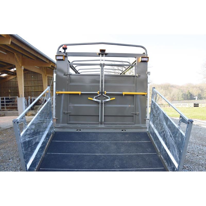 Panneaux tôlés de pont pour bétaillère Mercure - Cosnet Agricole Panneaux tôlés de pont pour bétaillère Mercure - Cosnet Agricole