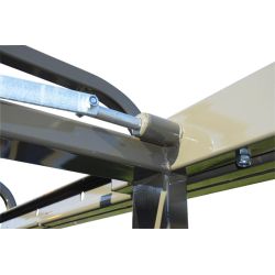 Cloison intérieure de bétaillère coulissante avec 2 portes battantes et volets passage de roue - Cosnet Agricole