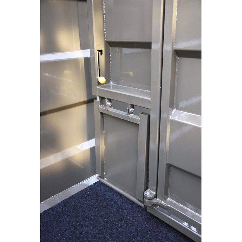 Cloison intérieure de bétaillère coulissante avec 2 portes battantes et volets passage de roue - Cosnet Agricole