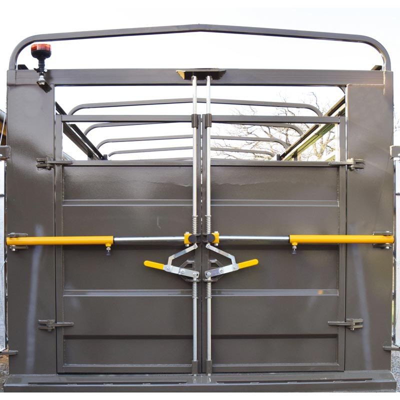 Bétaillère MERCURE 8,20 SPR - Freinage pneumatique - sans passage de roue - fond plat tôlé - Cosnet Agricole