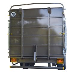 Bétaillère MERCURE 8,20 SPR - Freinage pneumatique - sans passage de roue - fond plat résine - Cosnet Agricole