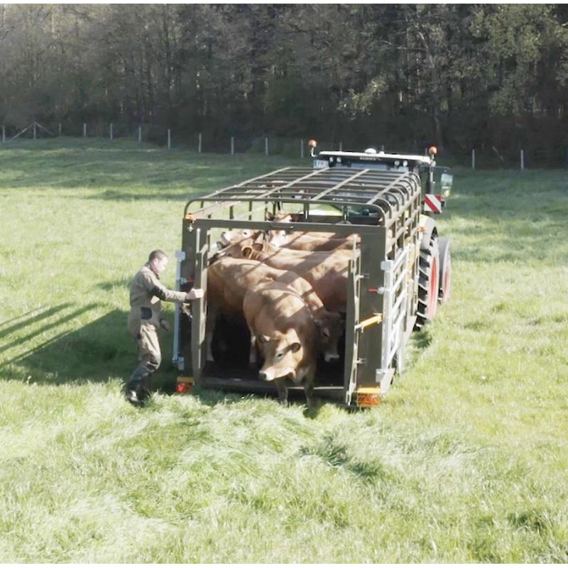 Bétaillère NEPTUNE 7,20 - Freinage Hydraulique - Fond résine - Cosnet Agricole