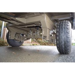 Plateau fourrager BR88 - Freinage hydraulique - Cosnet Agricole Plateau fourrager BR88 - Freinage hydraulique - Cosnet Agricole