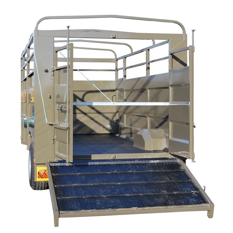 Bétaillère PLUTON 5,20 - fond tôlé - Cosnet Agricole Bétaillère PLUTON 5,20 - fond tôlé - Cosnet Agricole