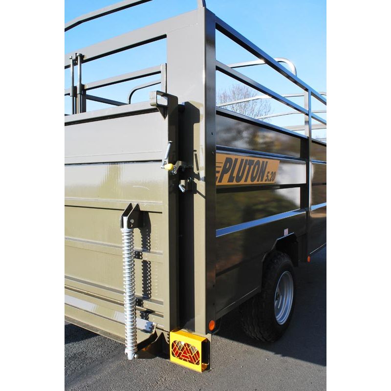 Bétaillère PLUTON 7,20 - Freinage Hydraulique - Fond tôlé - Cosnet Agricole Bétaillère PLUTON 7,20 - Freinage Hydraulique - Fond tôlé - Cosnet Agricole