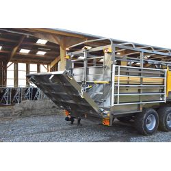 Bétaillère MERCURE 9,50 - avec passage de roue - fond résine - Cosnet Agricole Bétaillère MERCURE 9,50 - avec passage de roue - fond résine - Cosnet Agricole