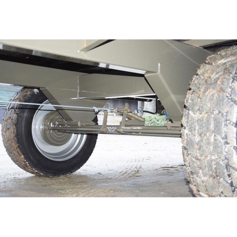 Plateau fourrager URANUS 7.10 PLUS SPE - Freinage Hydraulique - Cosnet Agricole Plateau fourrager URANUS 7.10 PLUS SPE - Freinage Hydraulique - Cosnet Agricole