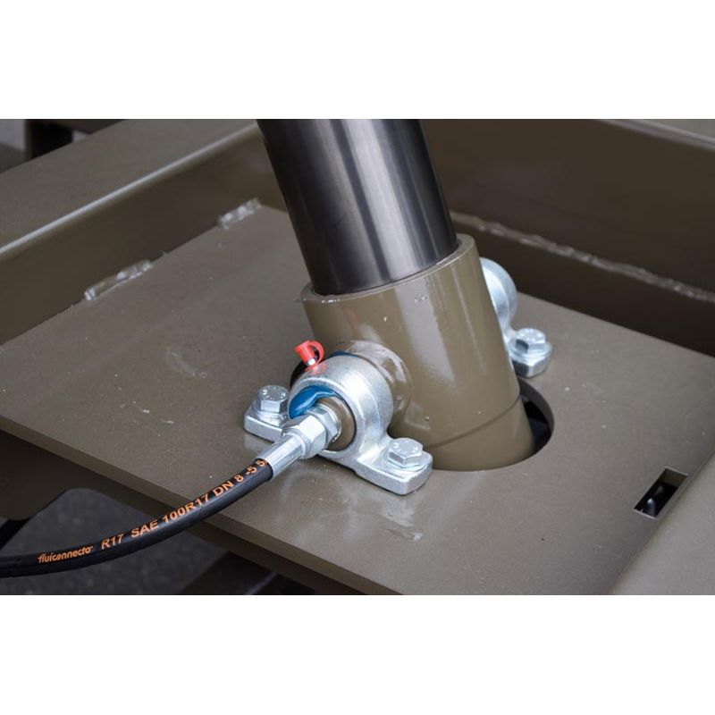 Benne à ridelles CERES 8.5 - Hydraulique - Cosnet Agricole