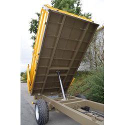 Benne à ridelles CERES 8.5 - Hydraulique - Cosnet Agricole