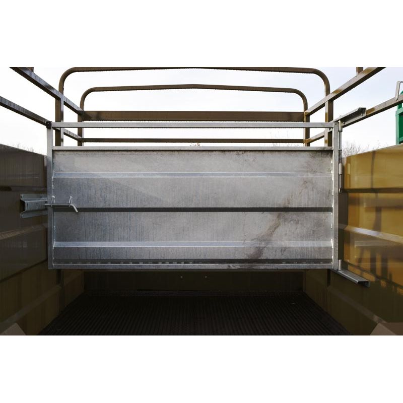 Cloison intérieure de bétaillère – Modèle fixe avec 1 panneau ouvrant - Cosnet Agricole