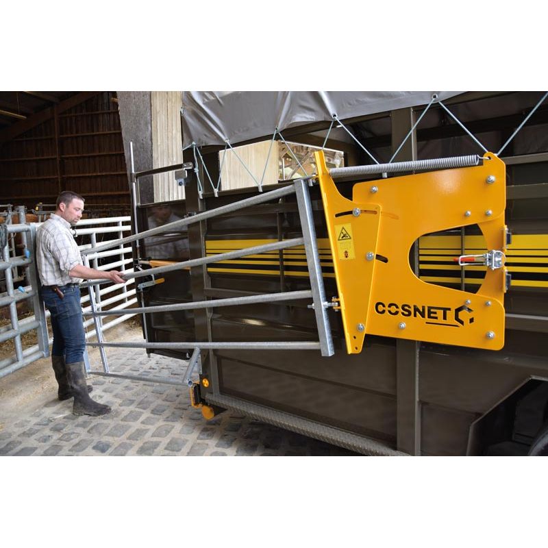 Barrières latérales extérieures PRO sur glissières pour bétaillère - Long. 2/3 m avec découpe passage de roue - Cosnet Agricole