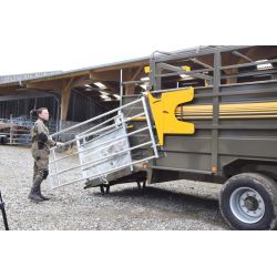 Barrières latérales extérieures PRO sur glissières pour bétaillère - Long. 4/5 m sans découpe passage de roue - Cosnet Agricole Barrières latérales extérieures PRO sur glissières pour bétaillère - Long. 4/5 m sans découpe passage de roue - Cosnet Agricole