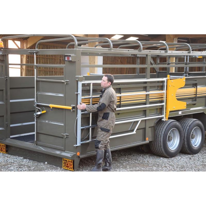 Bétaillère NEPTUNE 9,50 - Freinage Pneumatique - Fond résine - Cosnet Agricole